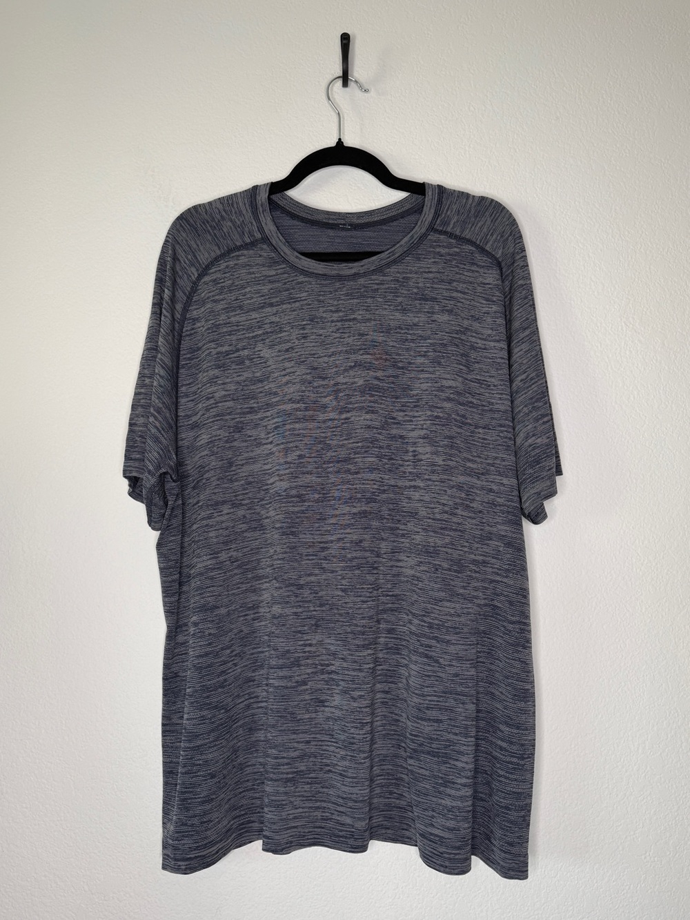 Lululemon Heathered Navy Athletic Short Sleeve Performance Tee Size XXL